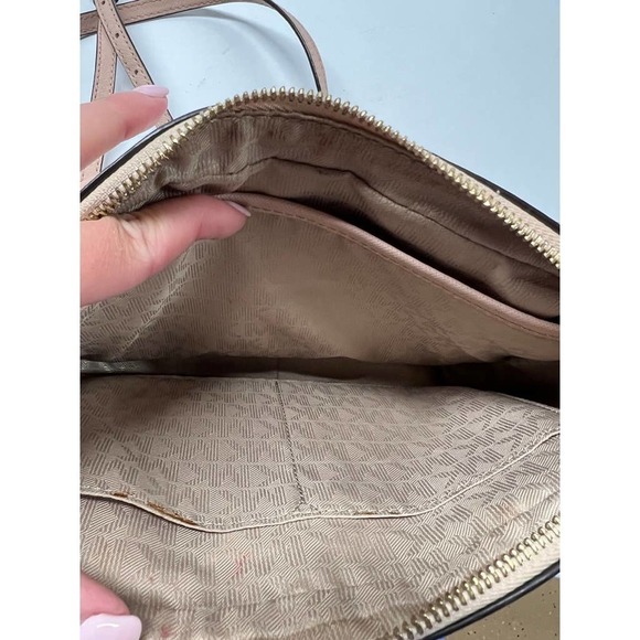 Michael Kors Light Pink Crossbody - Picture 10 of 10
